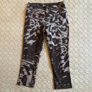 Nike Black and Gray Capri Leggings, Sz XS